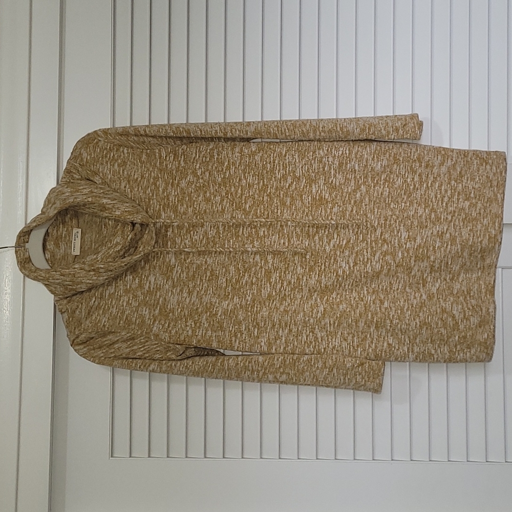 Tunic Sweater with Pockets